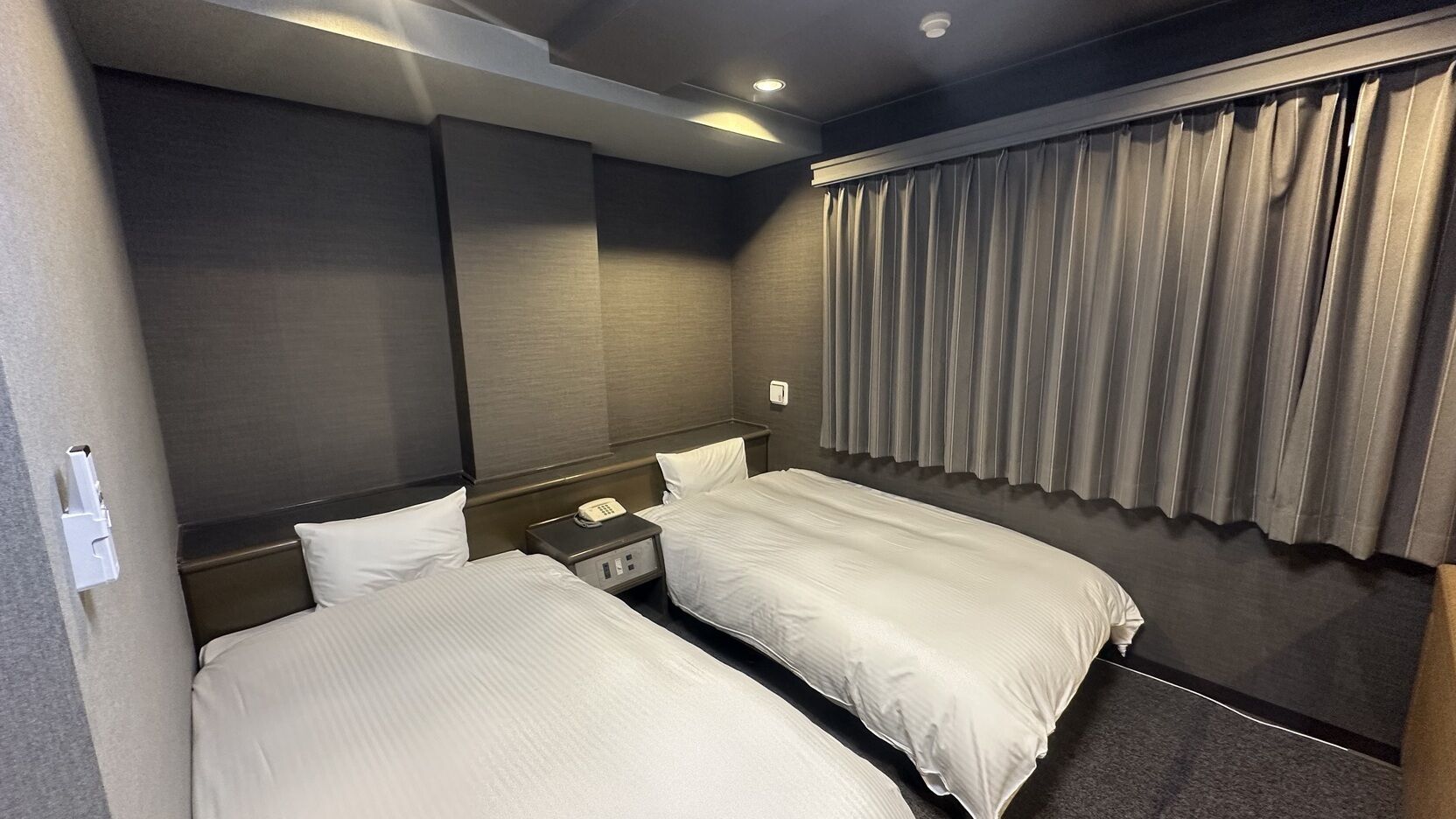 Desk, WiFi (free), bed sheets