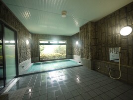 Bañera de hidromasaje interior