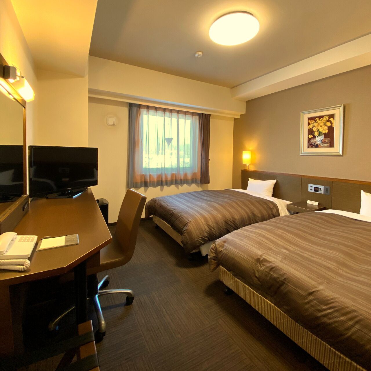 In-room safe, desk, iron/ironing board, free wired internet