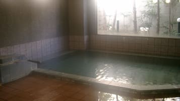 室内 SPA 浴缸