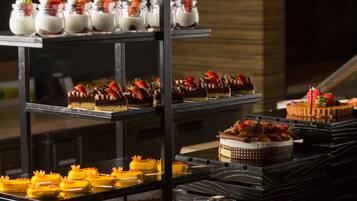 Bữa sáng buffet hàng ngày (213 CNY/mỗi người)