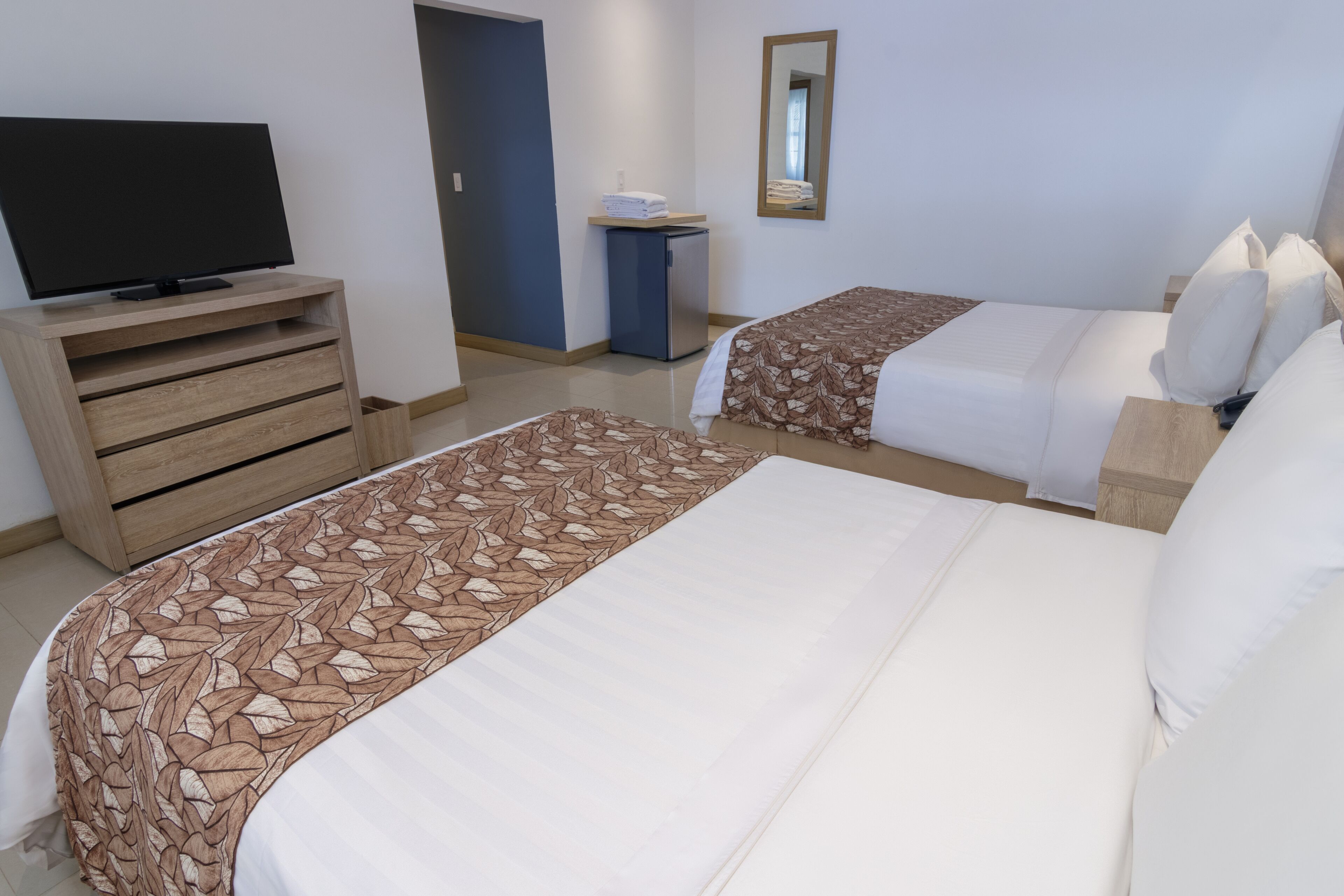 1 bedroom, premium bedding, minibar, in-room safe