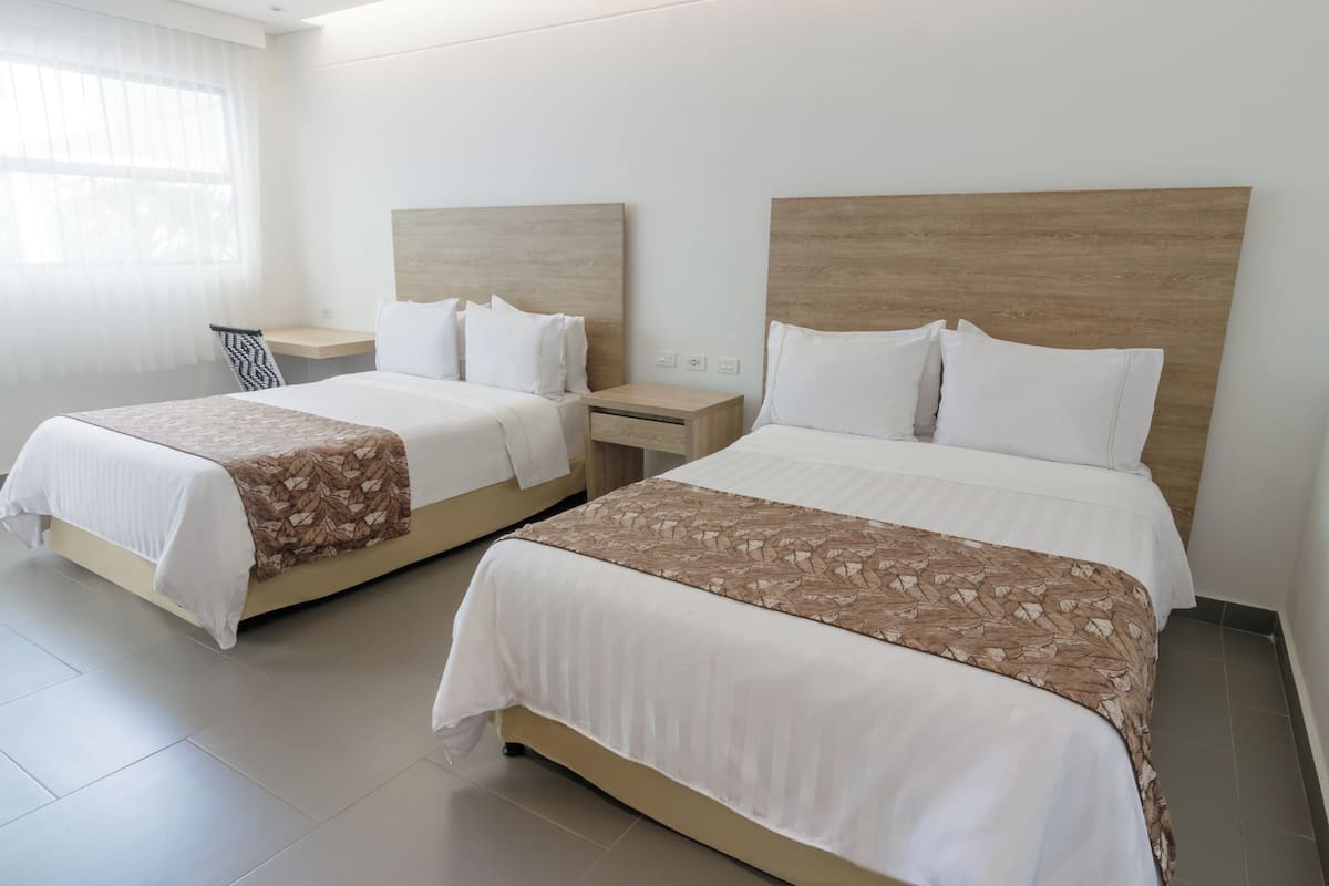 Standard Twin Room. | Premium bedding, minibar, in-room safe, blackout curtains