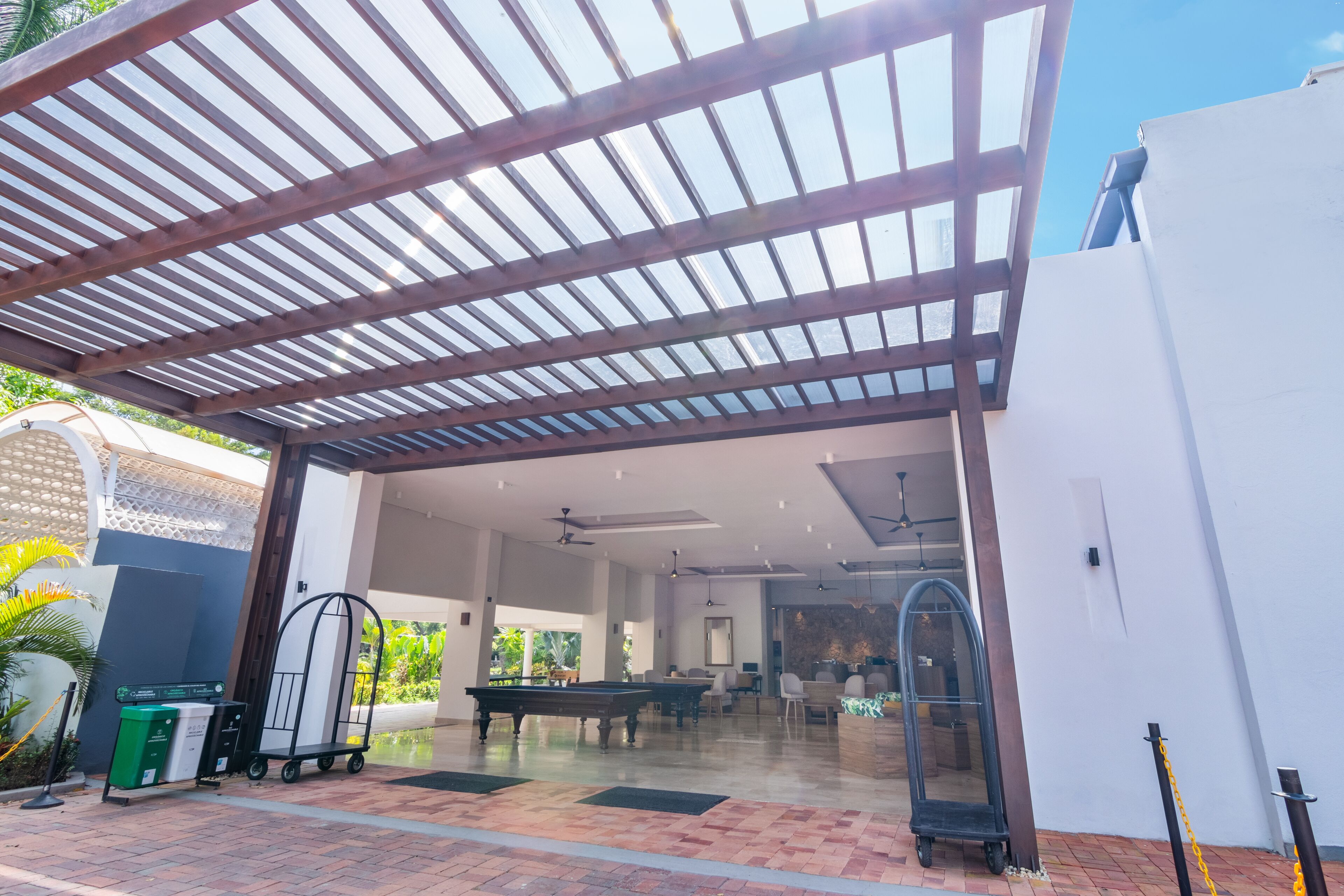 Fachada de la propiedad