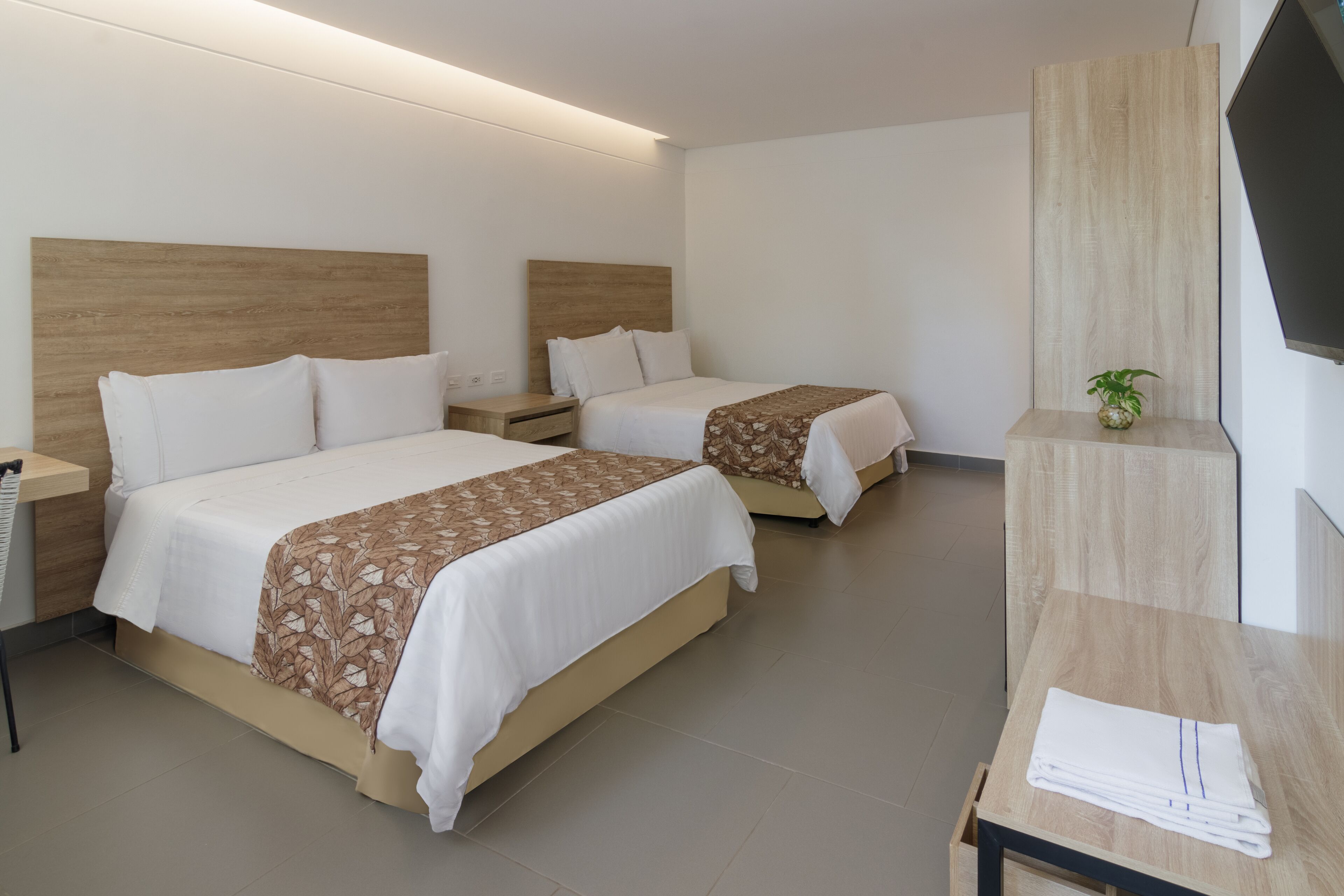 1 bedroom, premium bedding, minibar, in-room safe