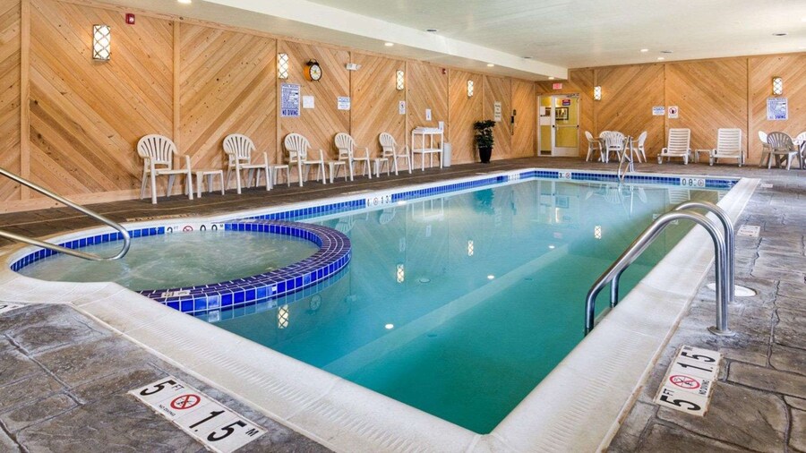 Comfort Inn & Suites Orange - Montpelier