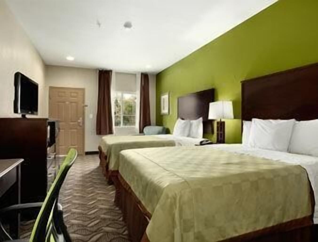Desk, iron/ironing board, free cots/infant beds, free WiFi