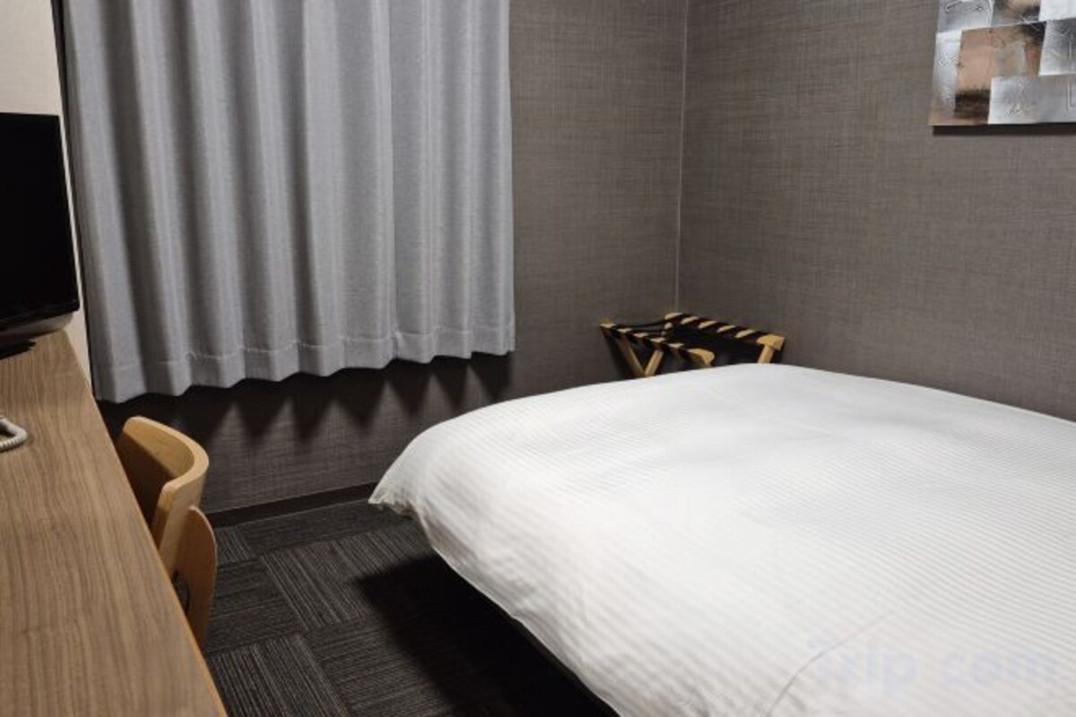 Semi Double Room-non-smoking