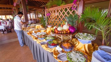 Desayuno completo incluido todos los días