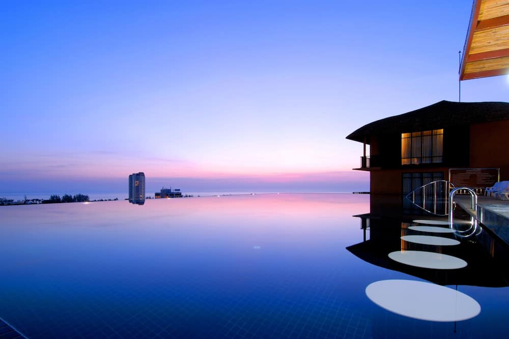 Karon Phunaka Resort