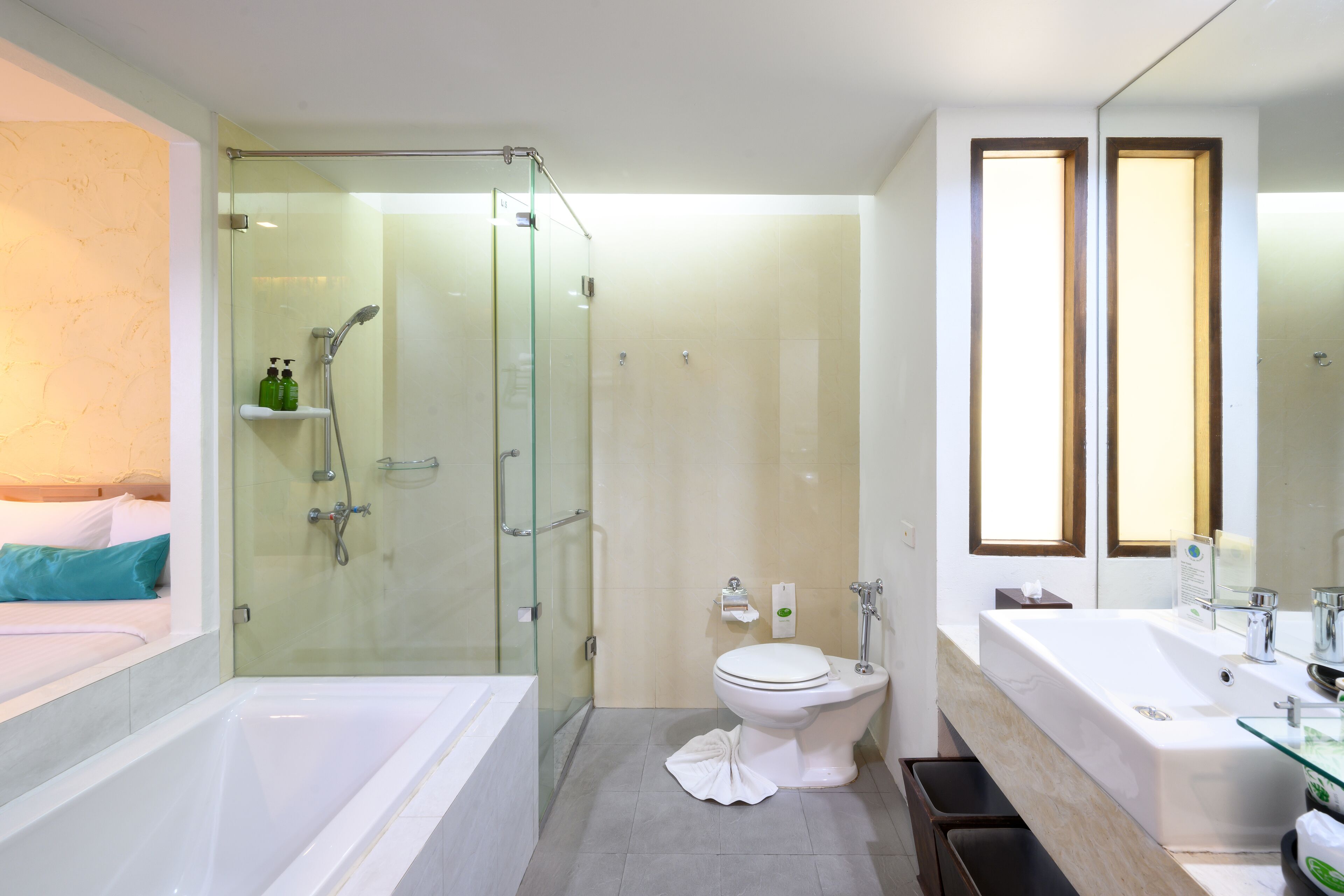 family sea view | bathroom | separate bathtub and shower, deep-soaking bathtub, free toiletries