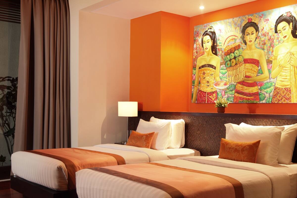 luxury villa, 2 bedrooms, private pool | premium bedding, minibar, in-room safe, individually decorated