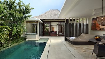 Luxury-Villa, 1 Schlafzimmer, eigener Pool | Außenpool | Außenpool, Liegestühle
