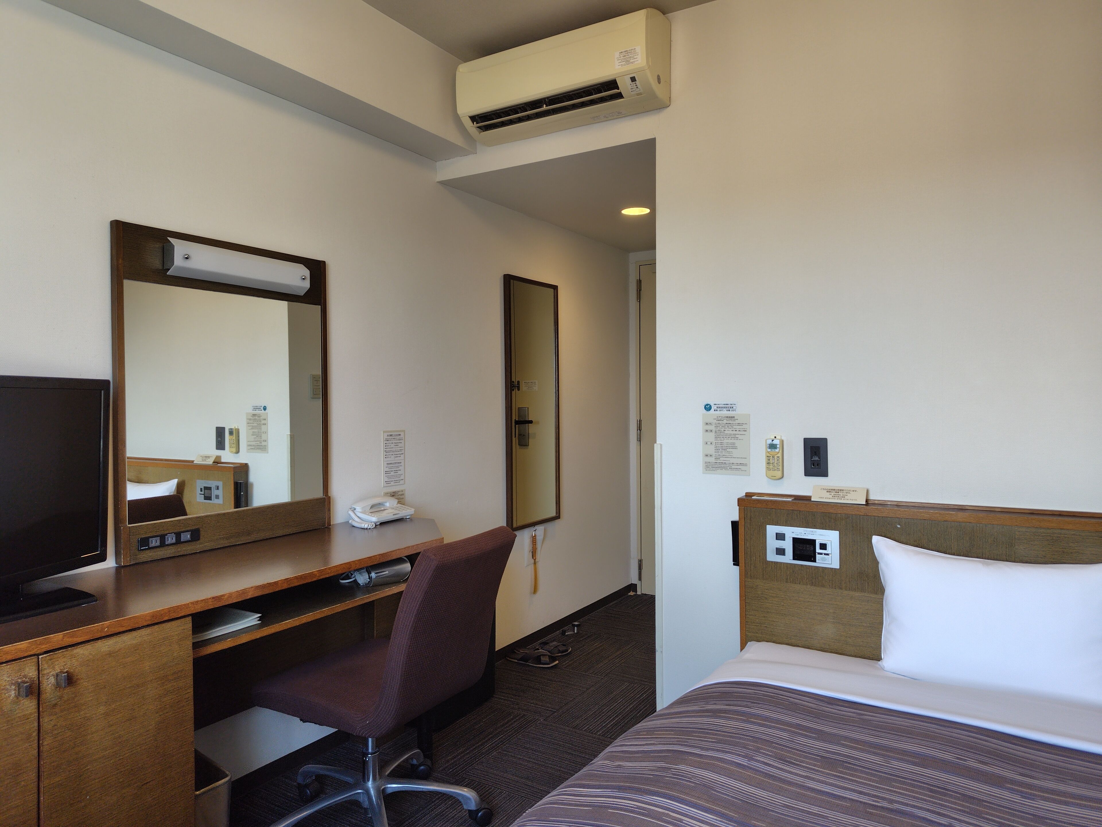 (main building) single room, non smoking (140cm bed) | free wifi, bed sheets