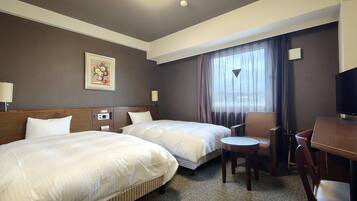 (Main Building) Twin Room, Smoking (120cm bed) | Free WiFi, bed sheets