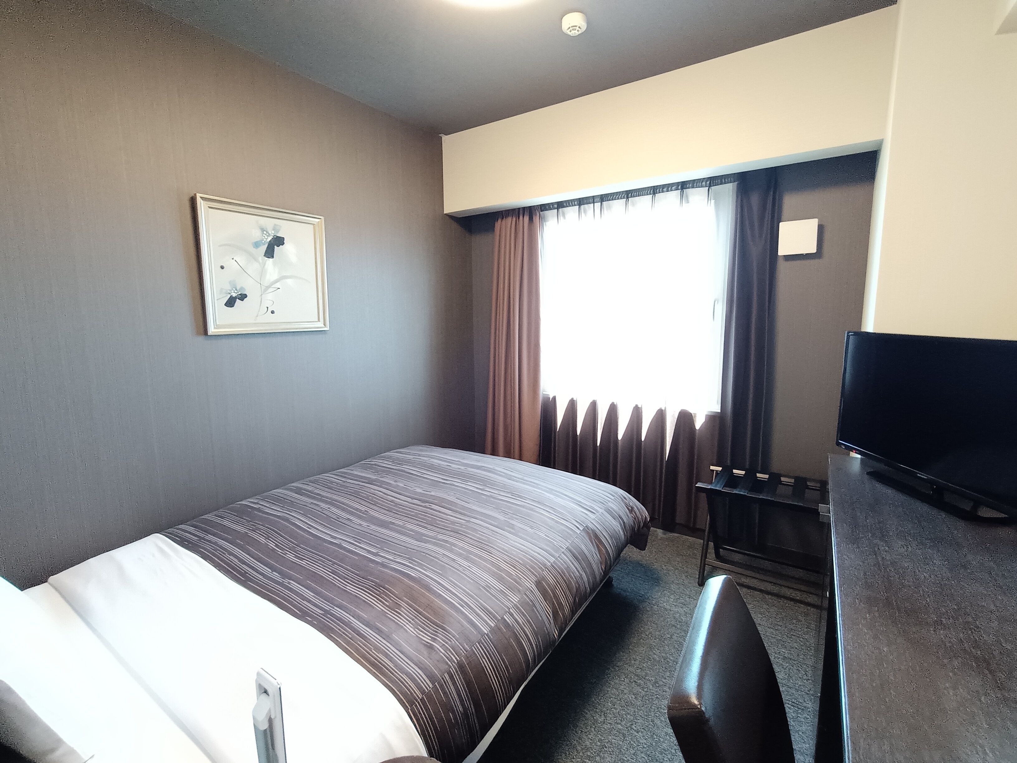 (main building) comfort single room, smoking (140cm bed) | free wifi, bed sheets