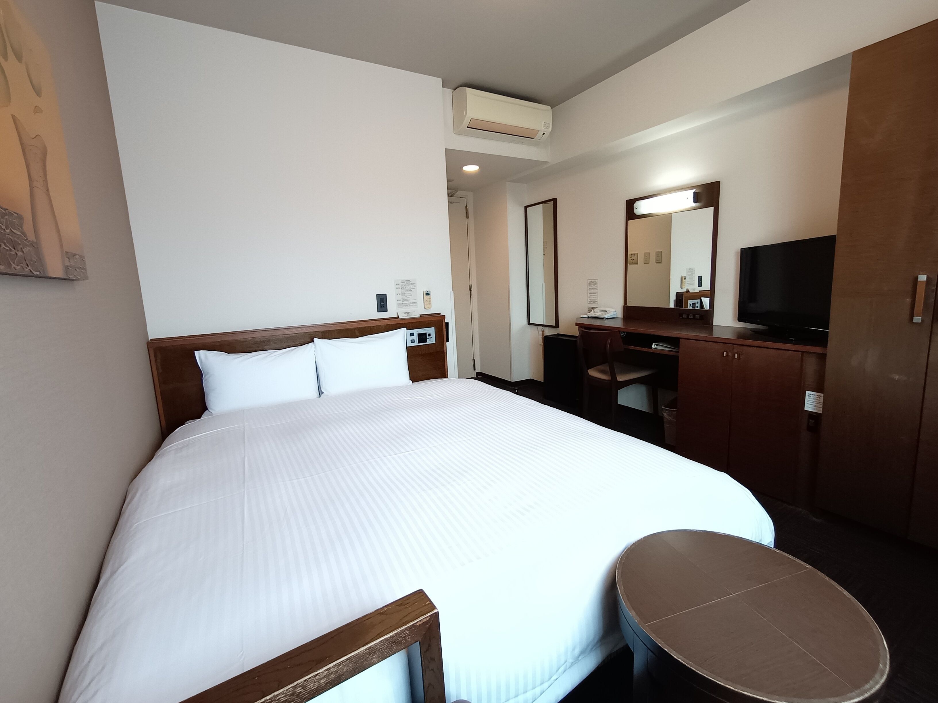 Wi-Fi gratuit, draps fournis