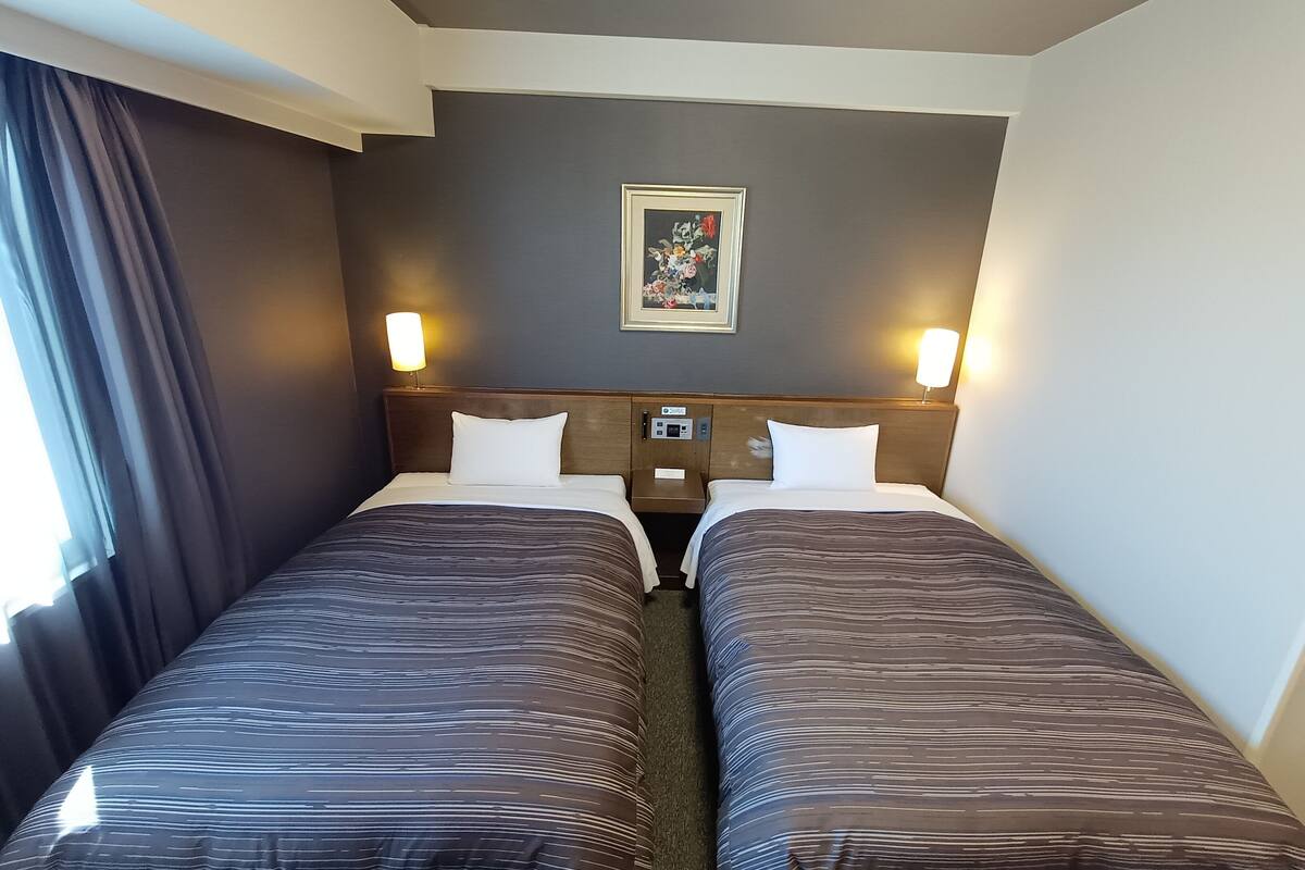 (main building) twin room, smoking (120cm bed) | free wifi, bed sheets