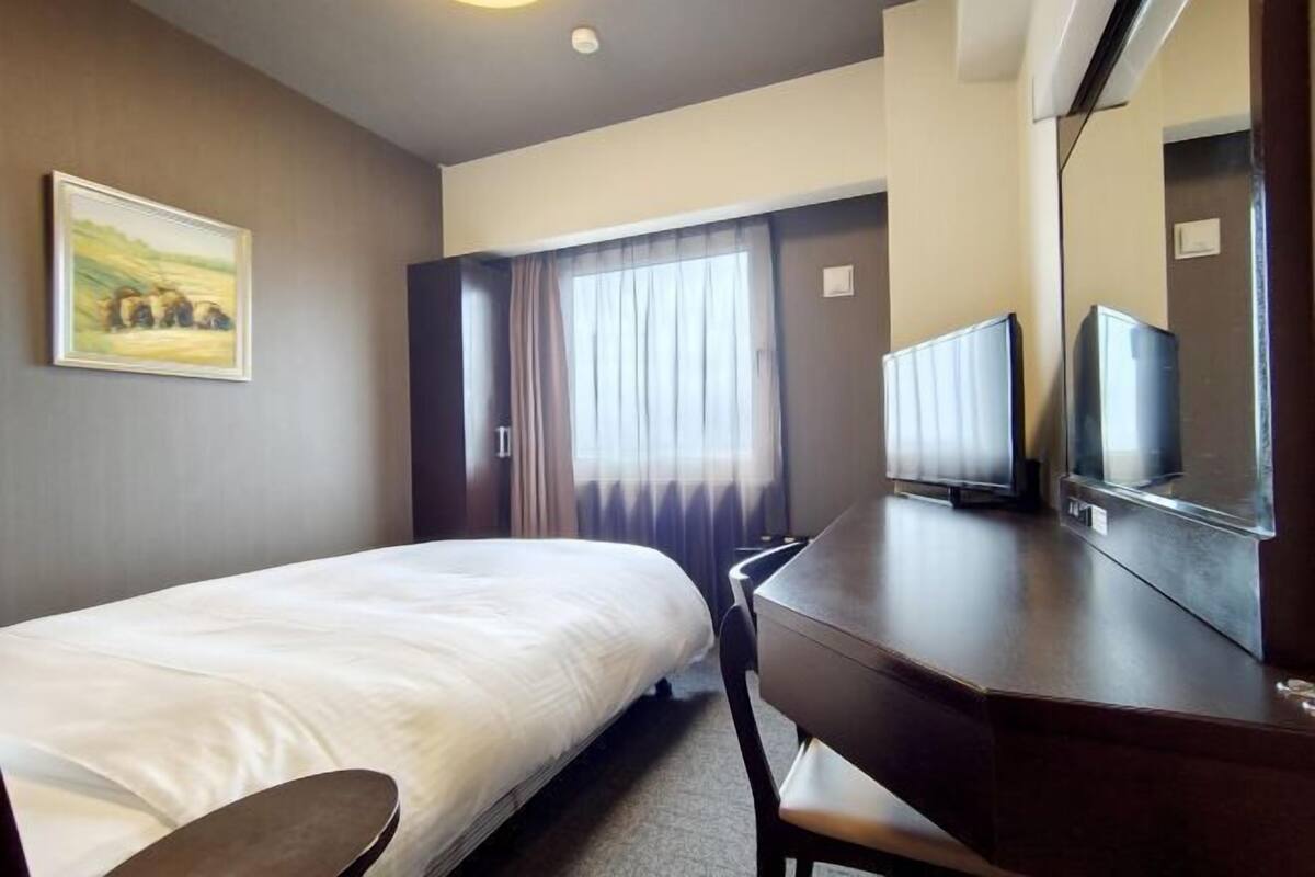 Wifi gratis y ropa de cama