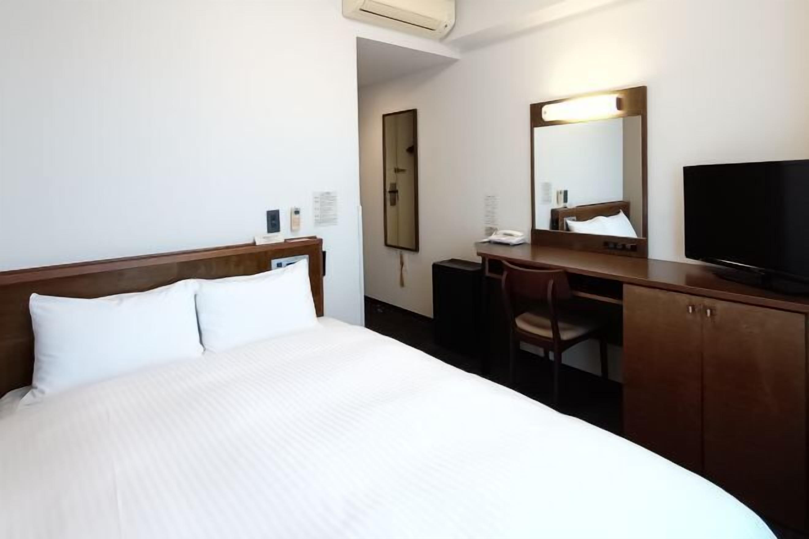 Wi-Fi gratuit, draps fournis