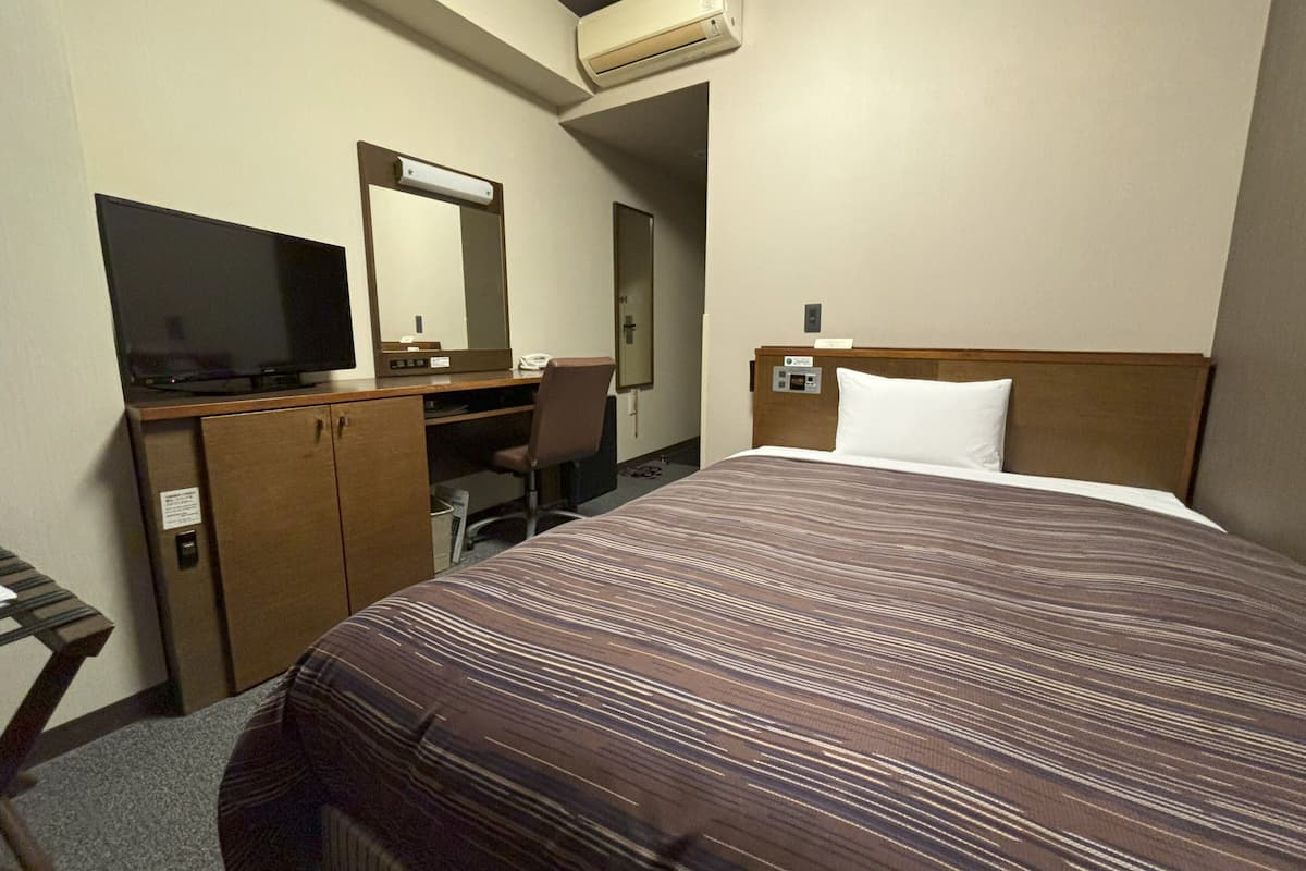 Chambre Simple Standard, fumeur (Main Building, 140cm bed)