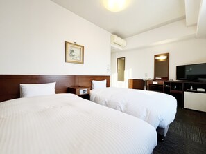 Twin Room, Smoking Heated Tobacco Only