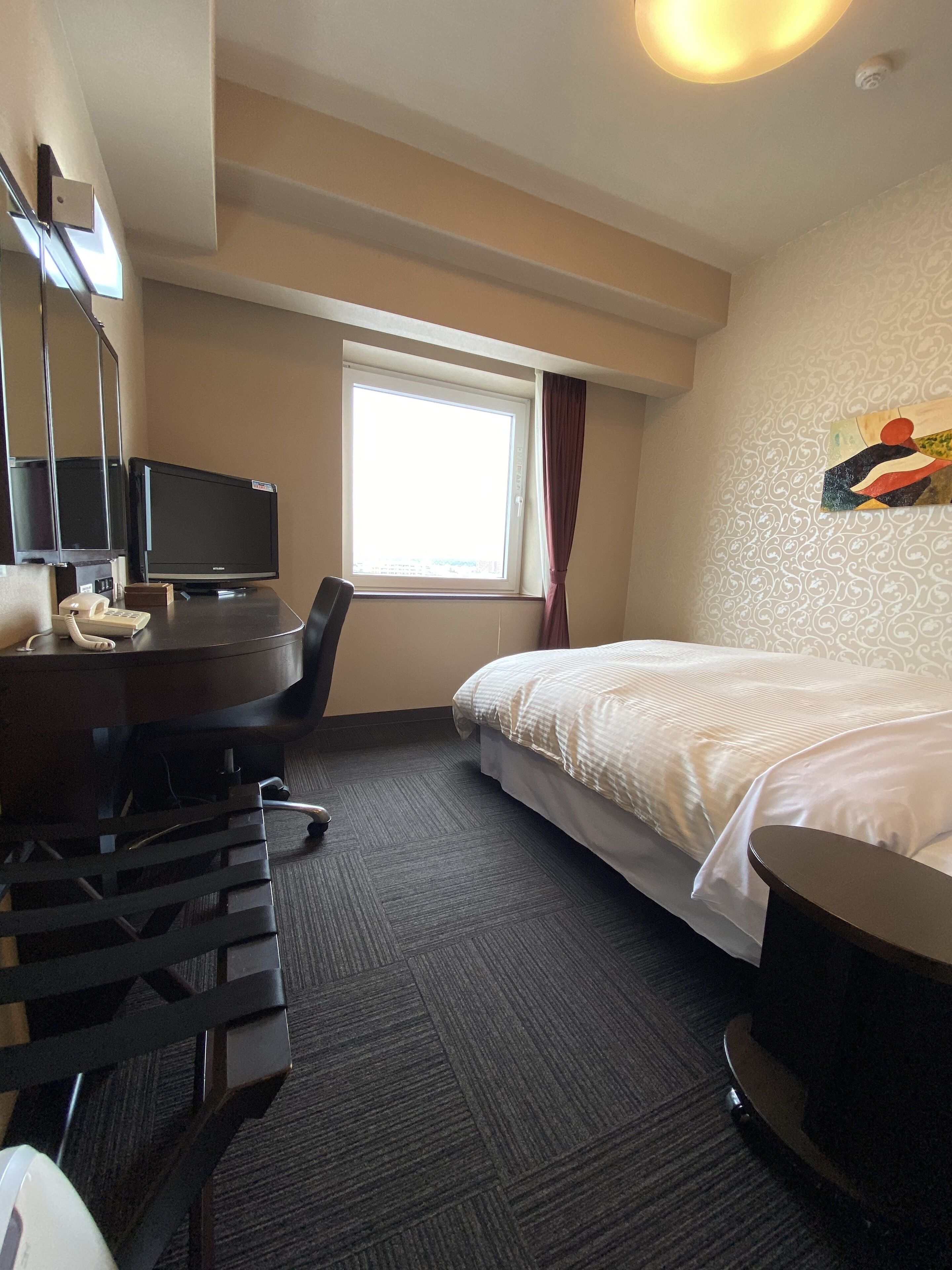 comfort single room, non smoking | desk, free wifi, bed sheets