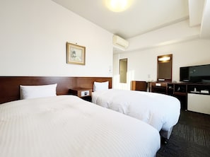 Desk, free WiFi, bed sheets