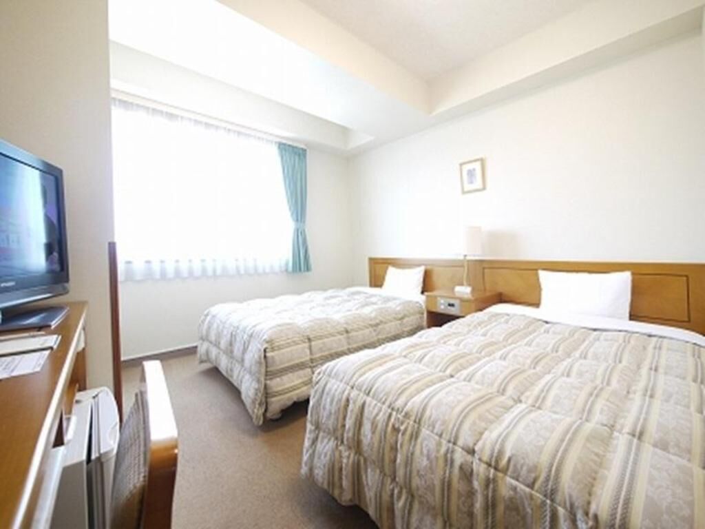 واي فاي مجانًا وملاءات أسرّة