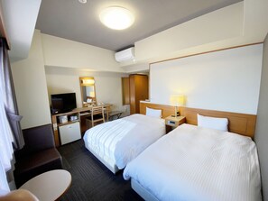 Desk, free WiFi, bed sheets