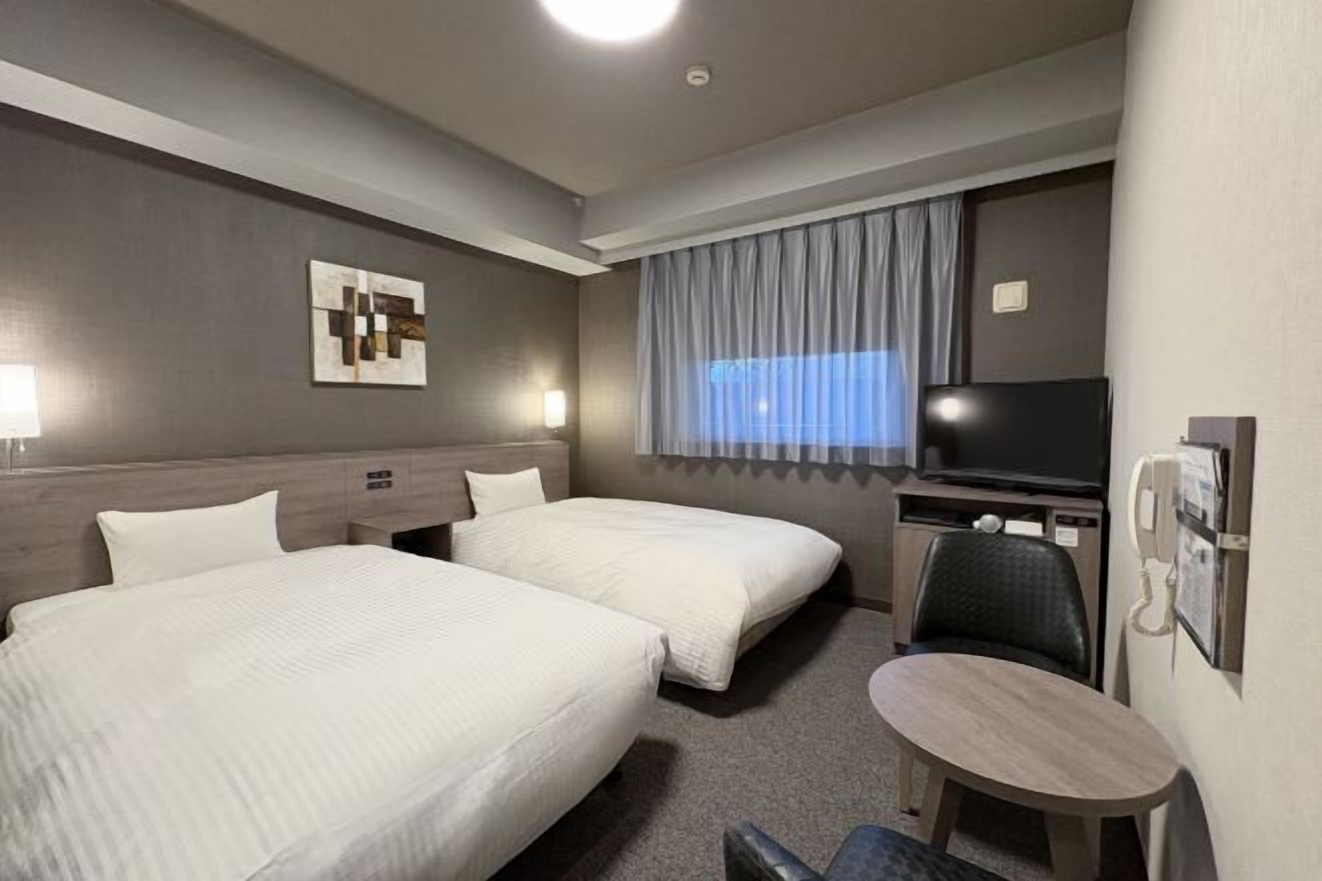 Bureau, Wi-Fi gratuit, draps fournis