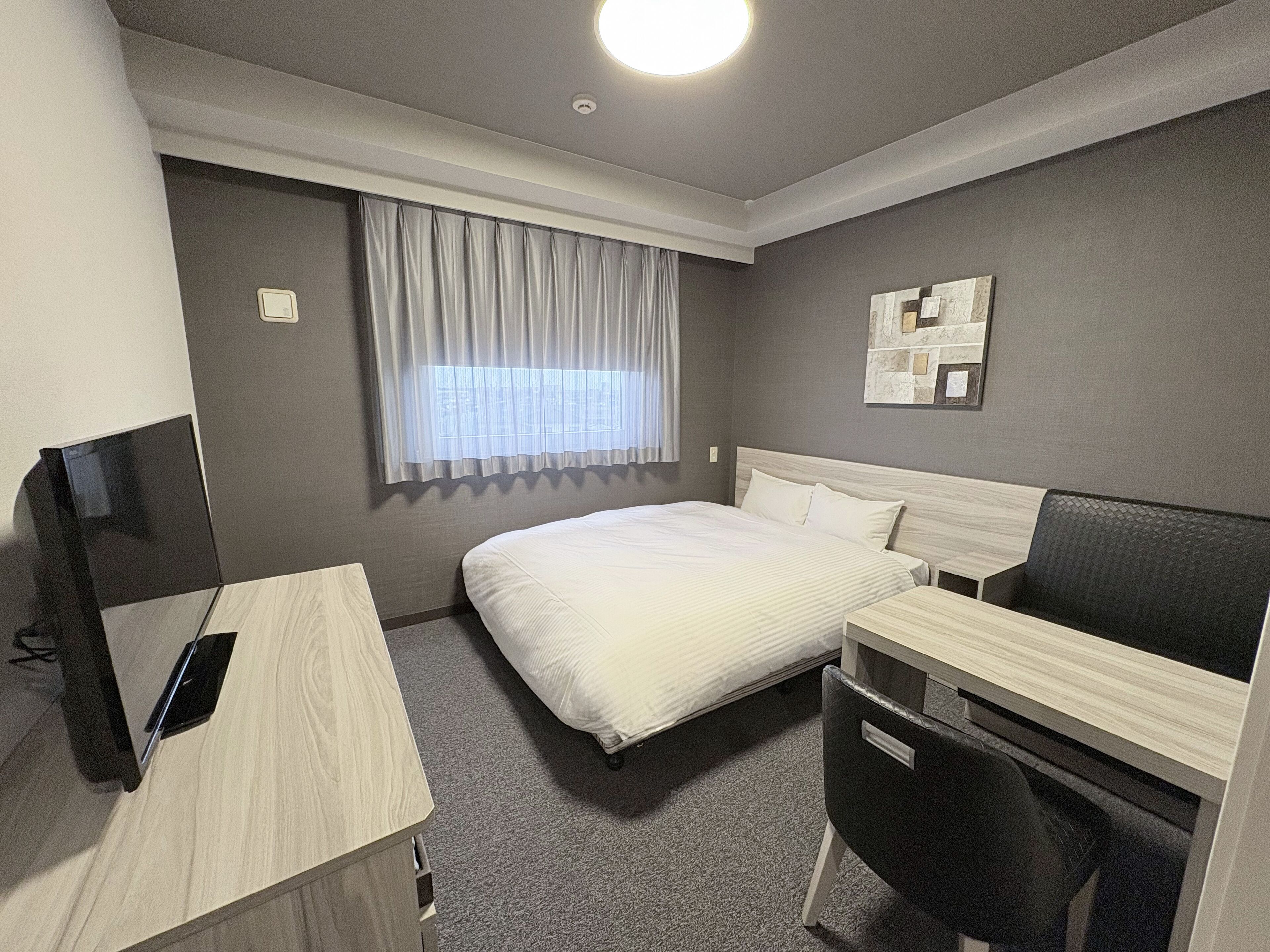 Bureau, Wi-Fi gratuit, draps fournis