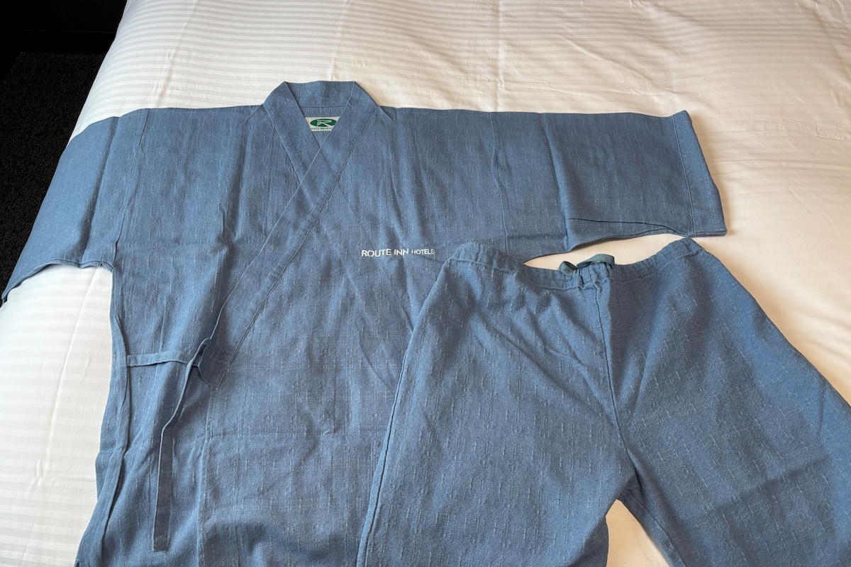 Escrivaninha, Wi-Fi de cortesia, roupa de cama