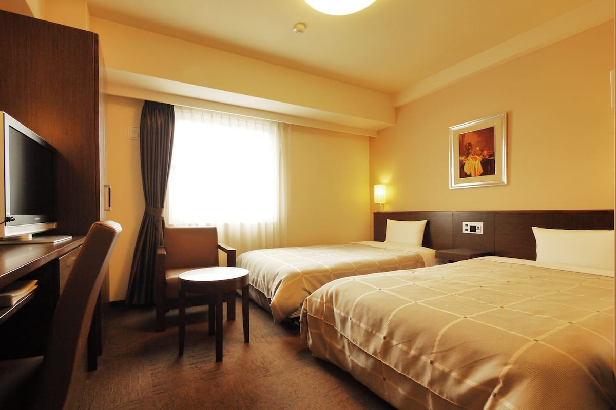 Bureau, Wi-Fi gratuit, draps fournis