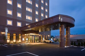 Property entrance - Hotel Route Inn Tomakomai Ekimae (Tomakomai)