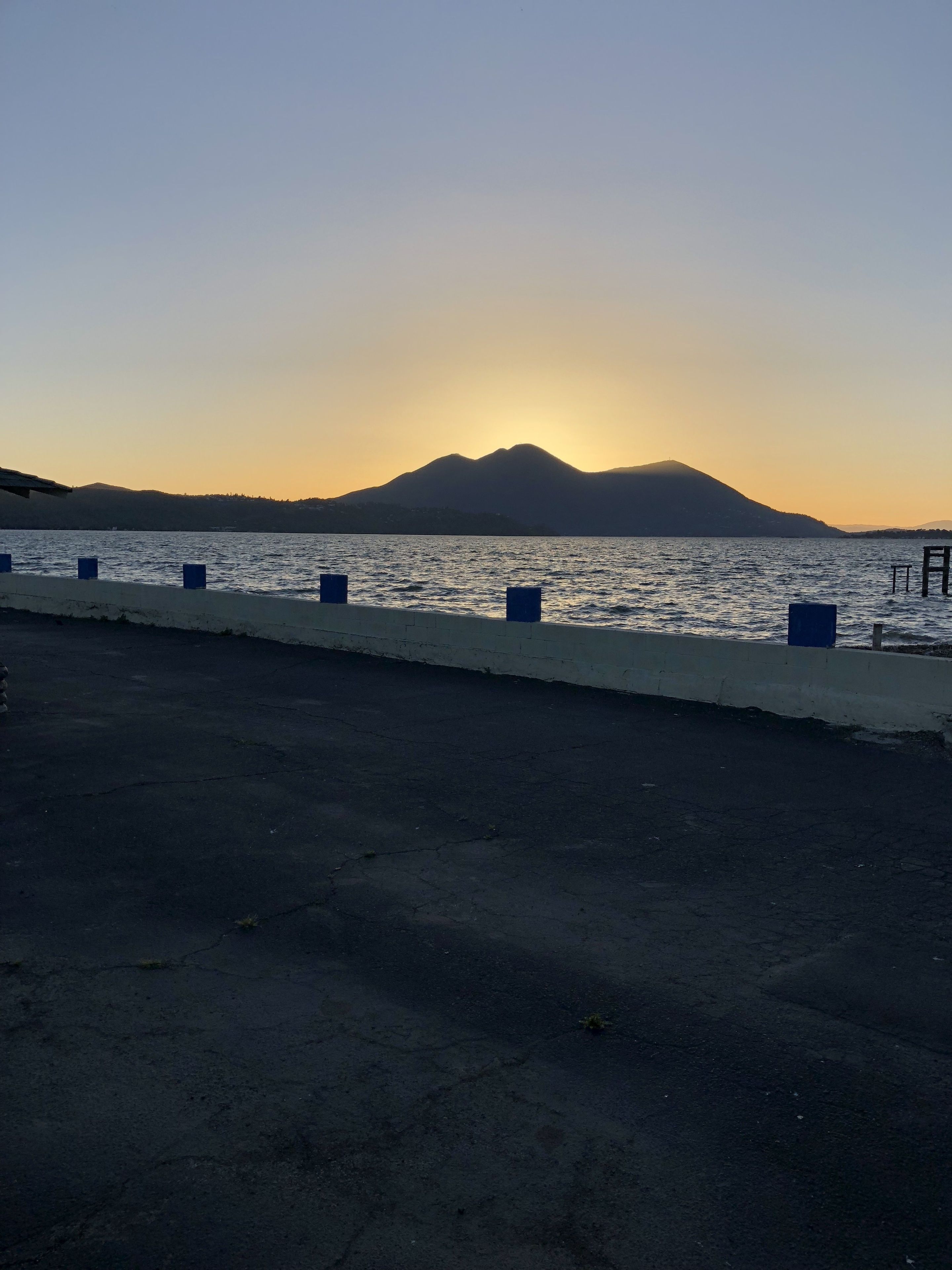 Facciata della struttura - sera/notte