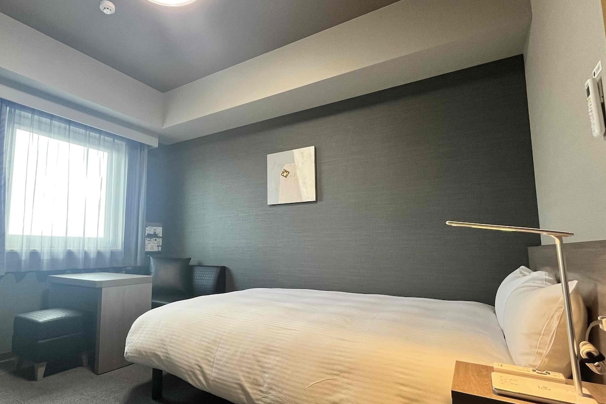 Comfort Semidouble Room, Non Smoking | Desk, WiFi (free), bed sheets