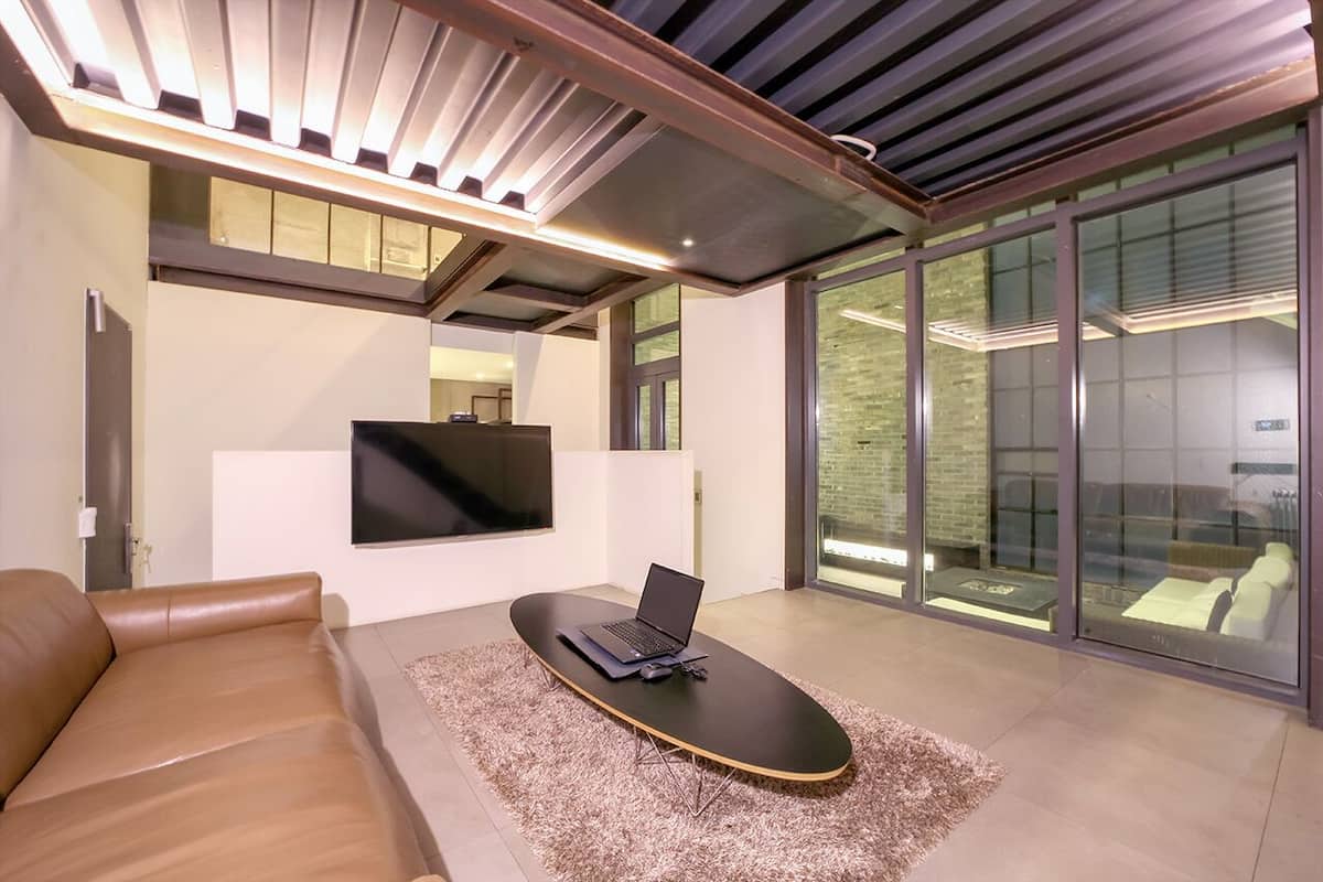 Romantic Room | 1 bedroom, premium bedding, laptop workspace, free WiFi