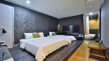 Deluxe Triple Room | Premium bedding, laptop workspace, free WiFi, bed sheets
