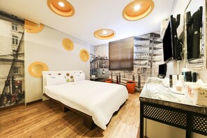 Habitación estándar | Ropa de cama de alta calidad y decoración individual