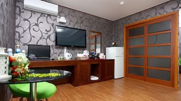 Room amenity