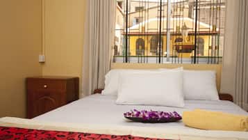 In-room safe, desk, rollaway beds, free WiFi