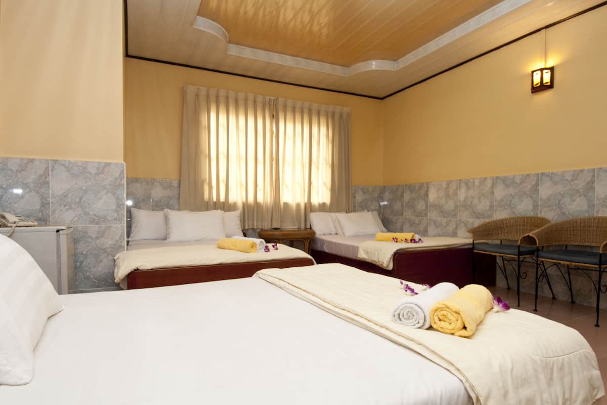 In-room safe, desk, rollaway beds, free WiFi