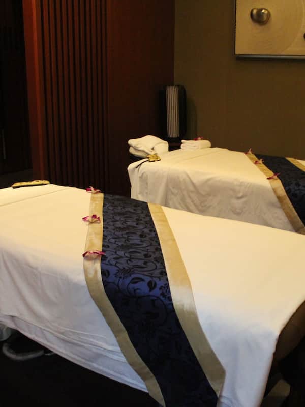 Body treatments, hydrotherapy, aromatherapy, body scrubs, facials