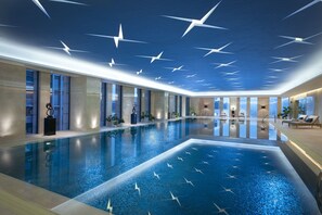 Indoor pool - Hilton Nanjing (Nanjing)