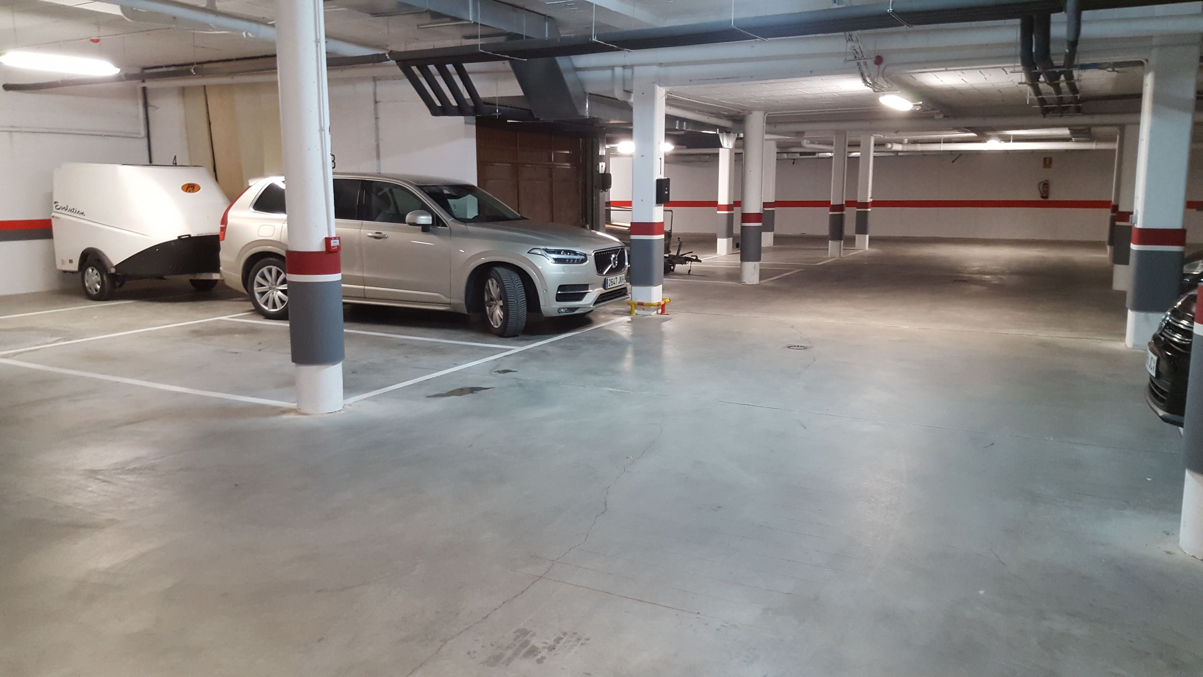 self-parking (surcharge) 8 per day