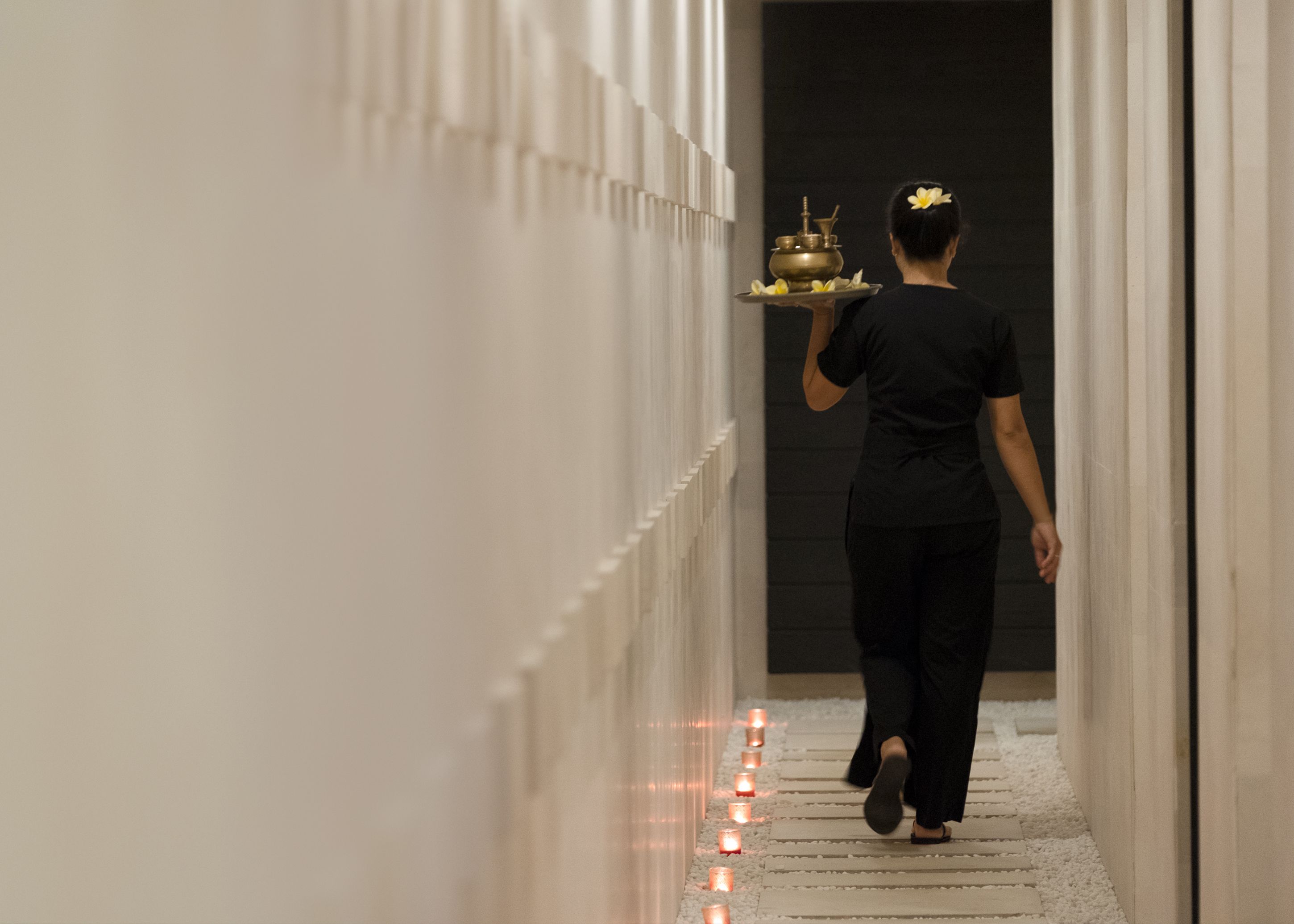 couples treatment room(s), hot tub, body treatments, aromatherapy