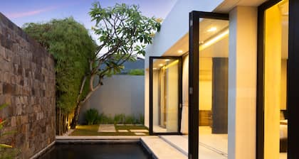 eqUILIBRIA SEMINYAK