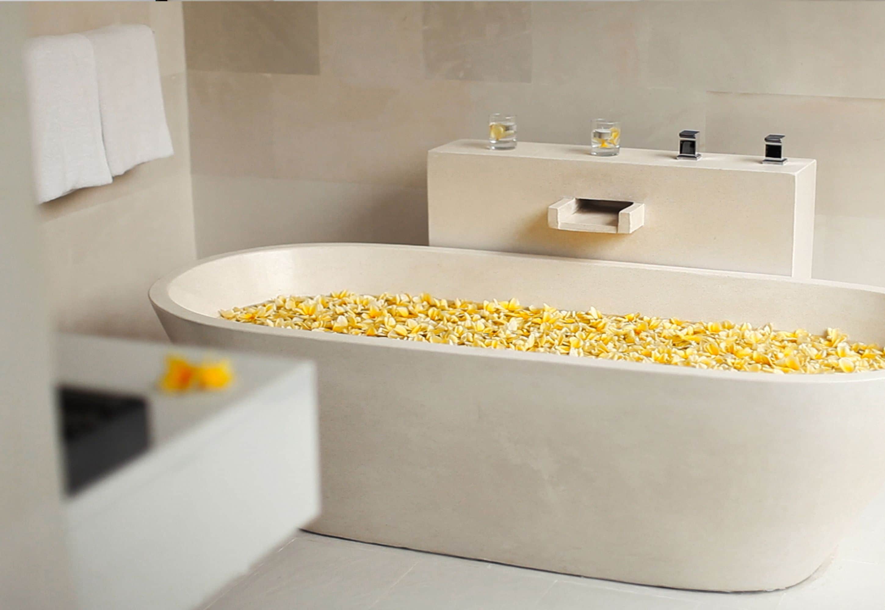 villa (pool villa) | deep-soaking bathtub