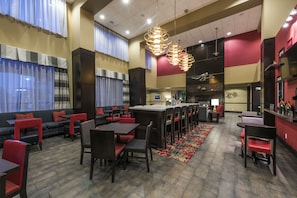 Colazione a buffet inclusa, servita tutte le mattine